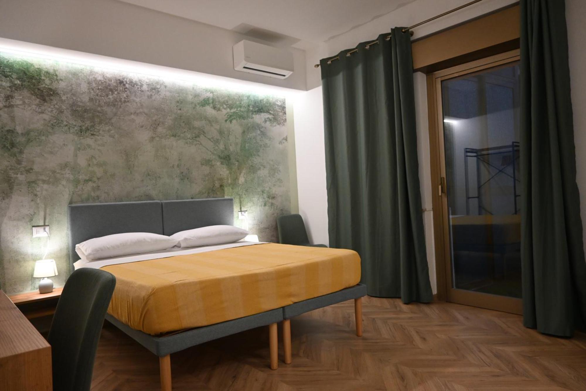 Politeama Crystal Rooms Палермо Екстериор снимка